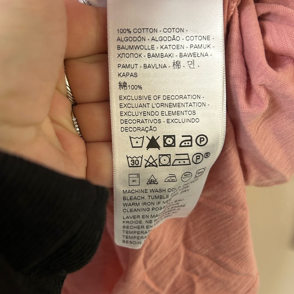 NWT Levi’s The Perfect Crew Tee - Picture 5 of 6